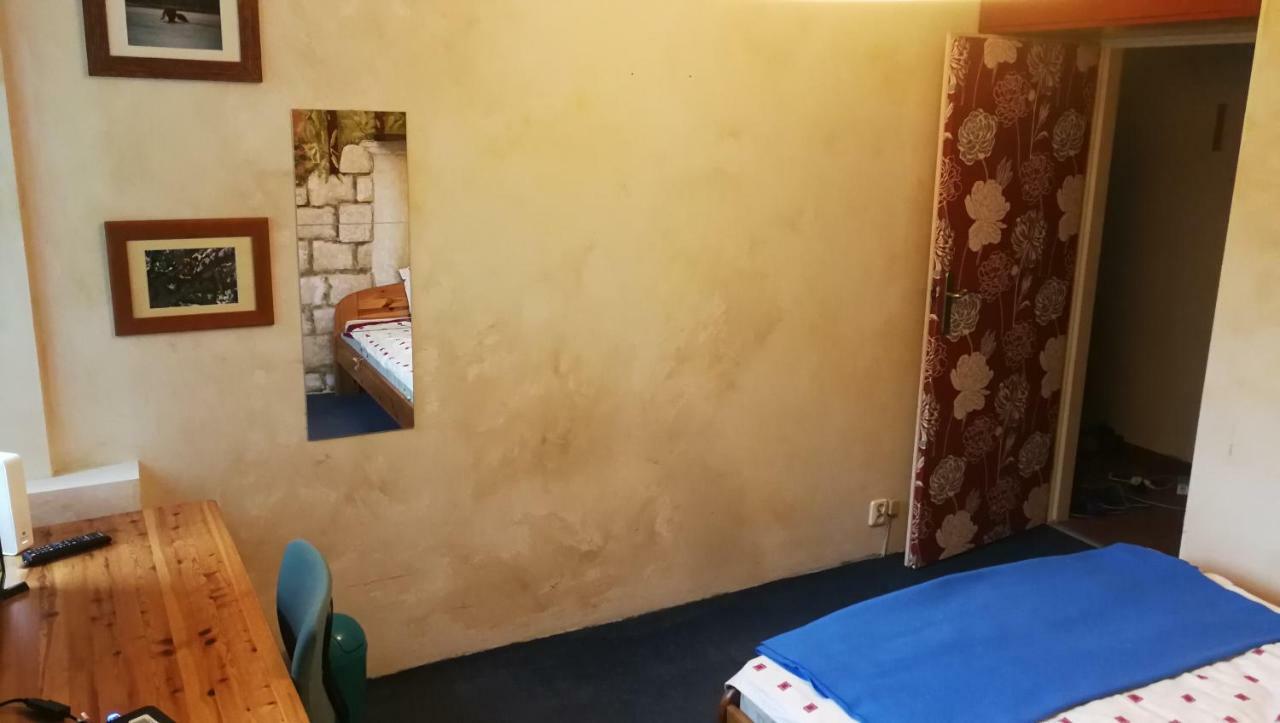 Odster Family Apartment Krakow Luaran gambar